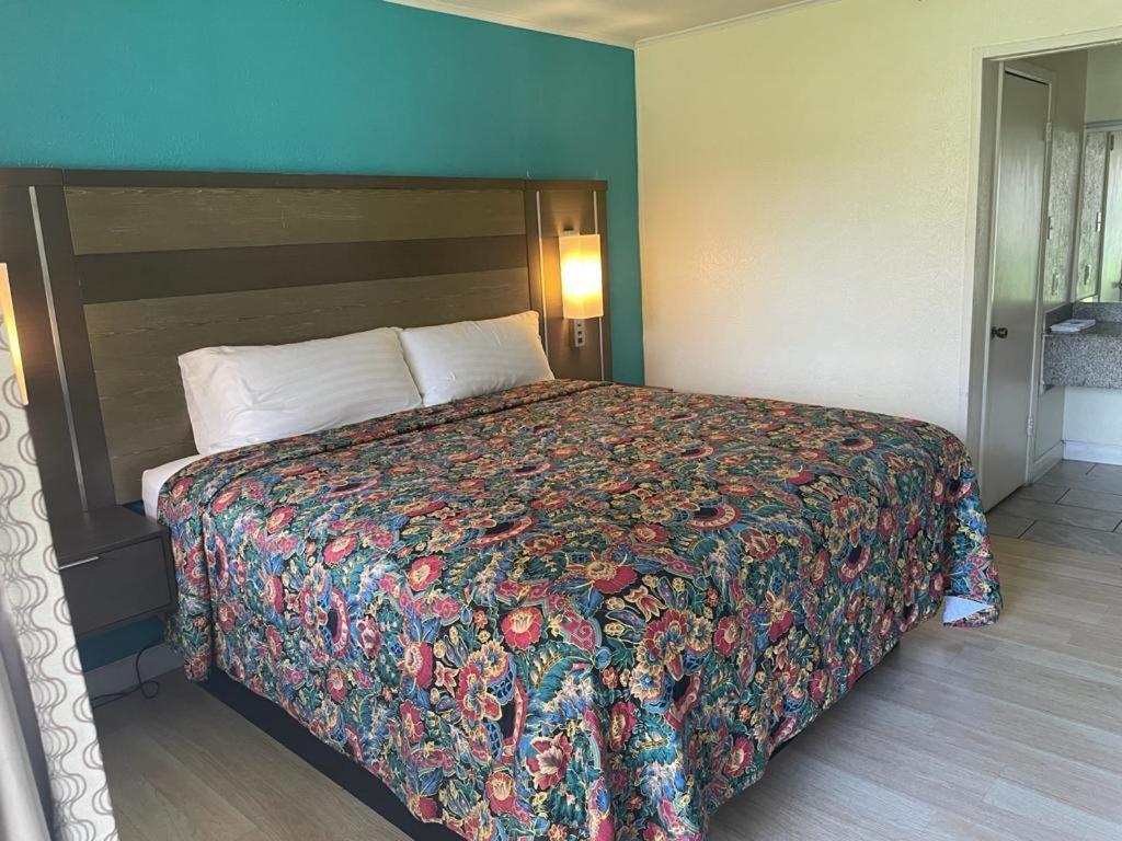 Executive Inn & Suites Beaumont Luaran gambar